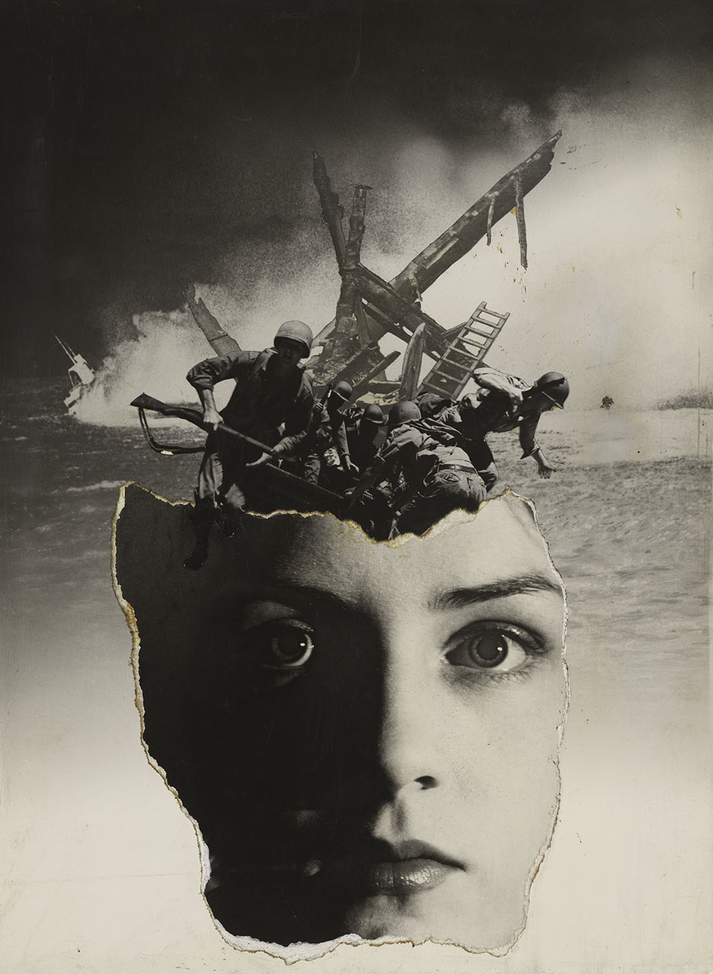 Σχέδιο της Lillian Bassman με φωτογραφίες σε κολλάζ του φωτογράφου Rouben Samberg εκτίθεται μέχρι τις 26 Ιουλίου στο ΤΗΕ ΜΕΤ.