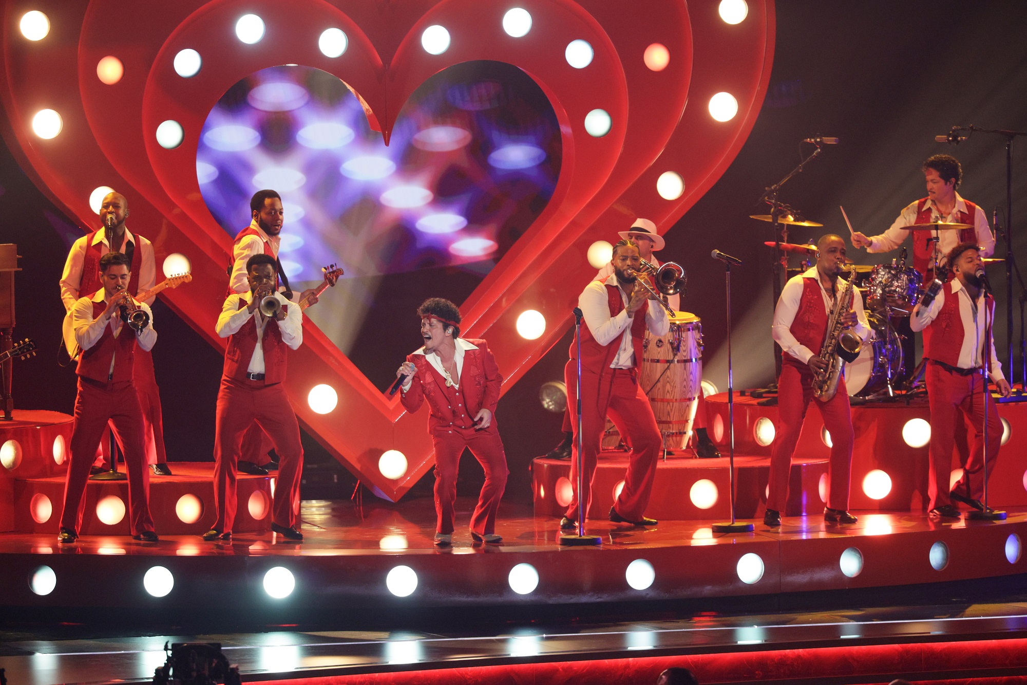 O Bruno Mars στη σκηνή των 68ων Grammy Awards, 1 Φεβρουαρίου 2026