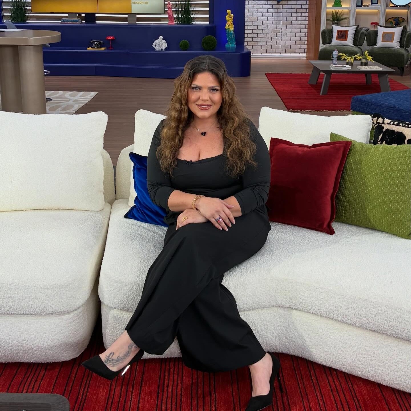 Η Δανάη Μπάρκα στην εκπομπή «Καλύτερα Δε Γίνεται»