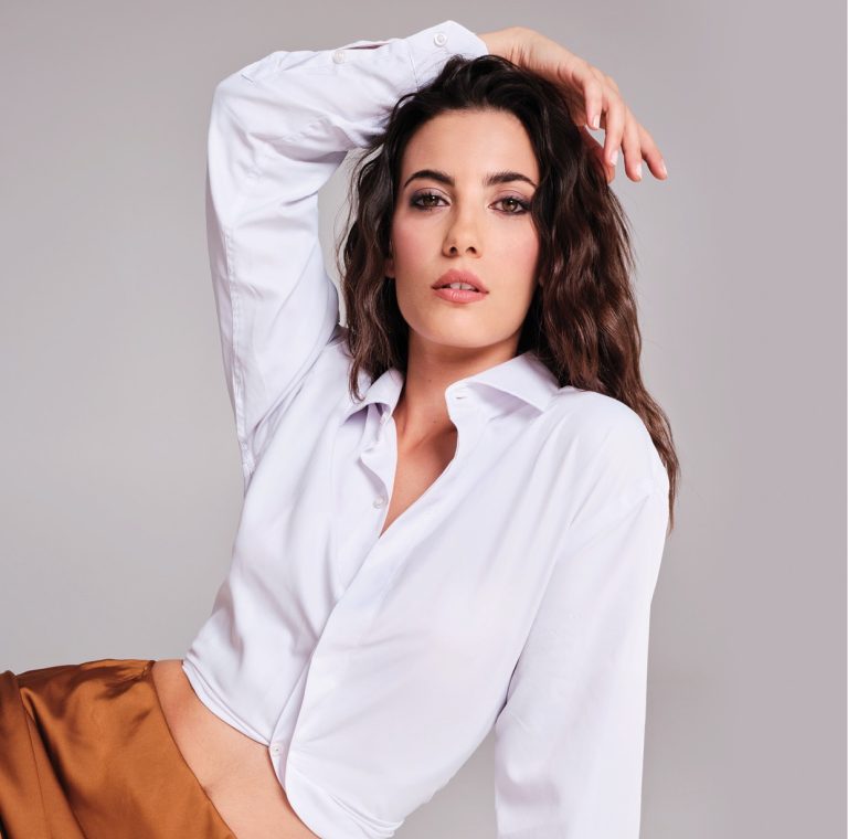 Η ηθοποιός Ντένια Ψυλλιά