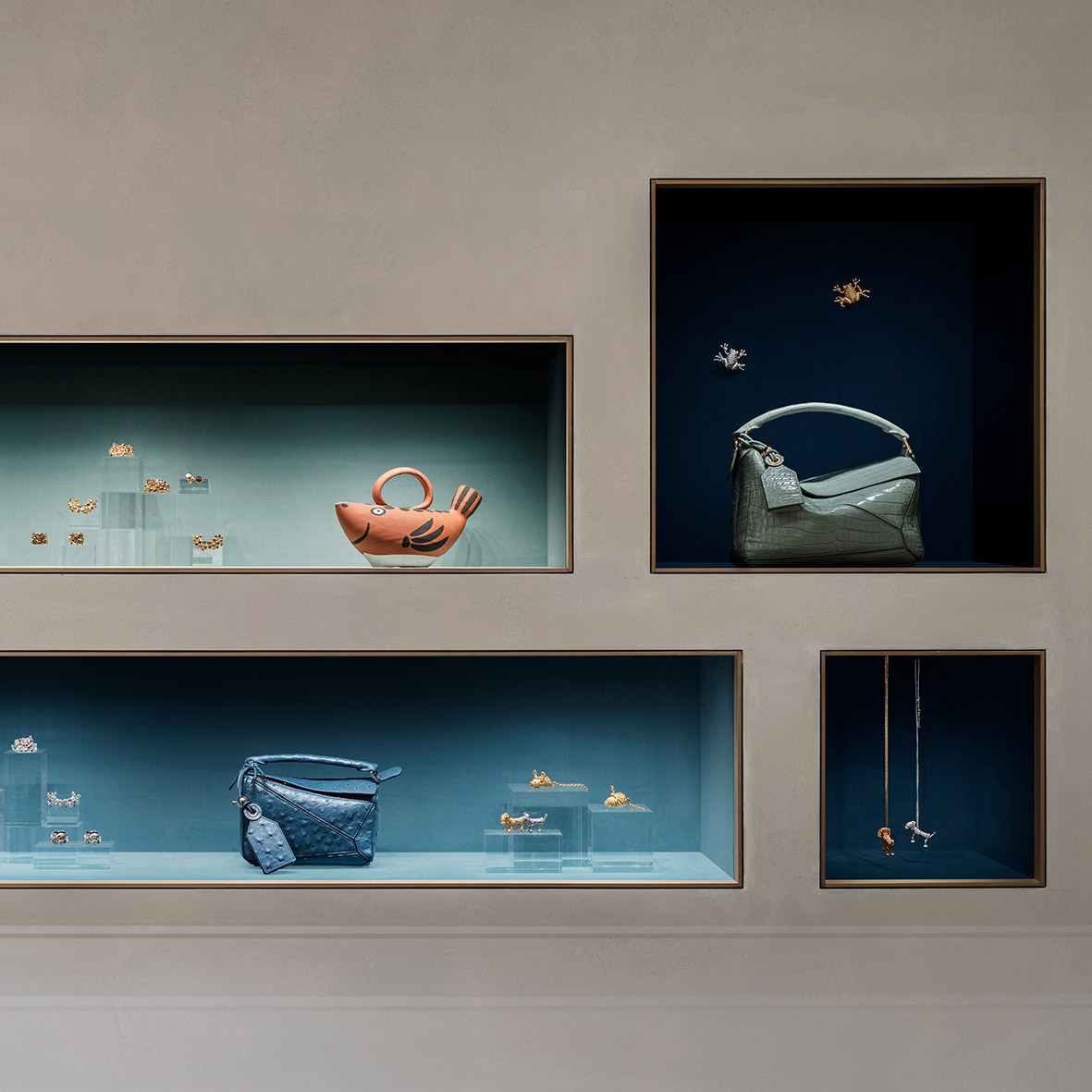 LOEWE CASA ST. HONORE