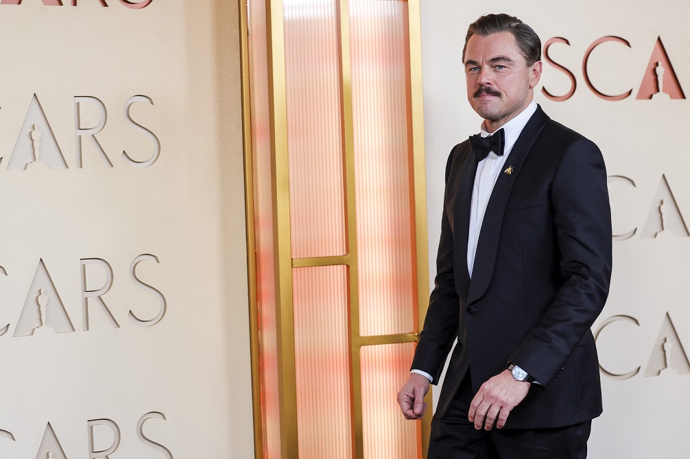 O Leonardo DiCaprio στο κόκκινο χαλί των Όσκαρ, 15 Μαρτίου 2026