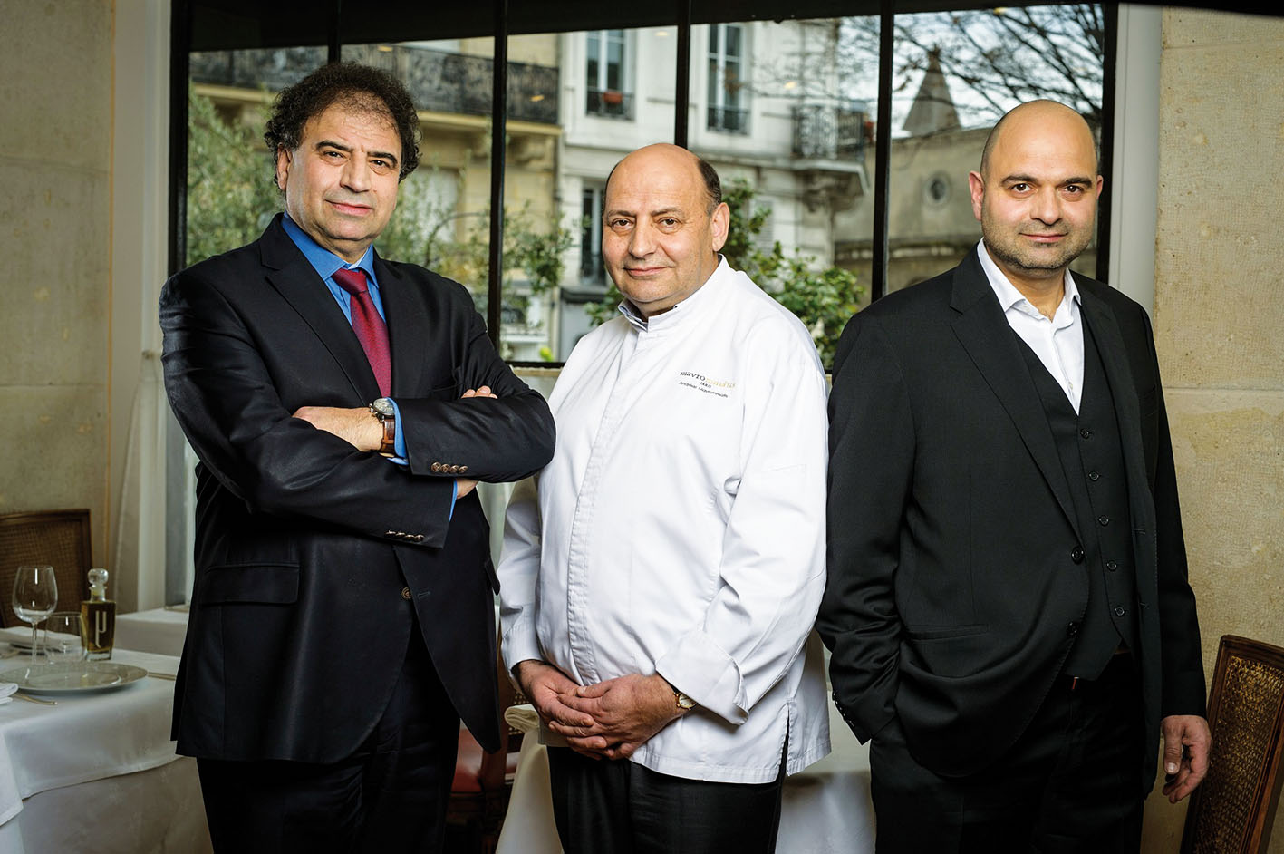 Ο σεφ με τα αδέλφια του.