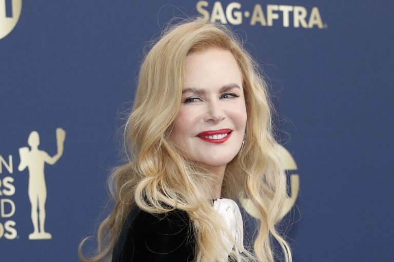 Ο Nicole Kidman στο κόκκινο χαλί των 28ων Screen Actors Guild Awards στο Barker Hangar της Σάντα Μόνικα, 27 Φεβρουαρίου 2022
