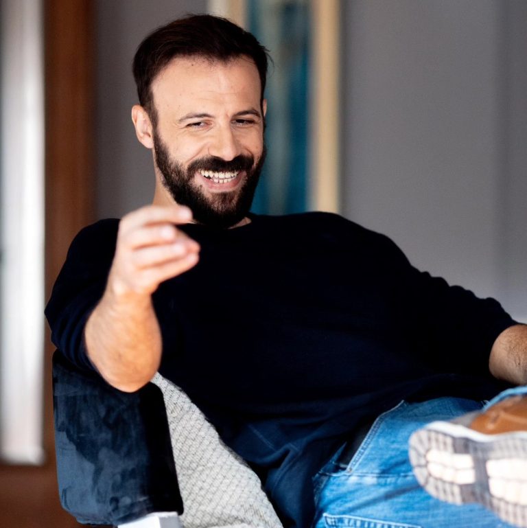 Ο Νίκος Γκέλια