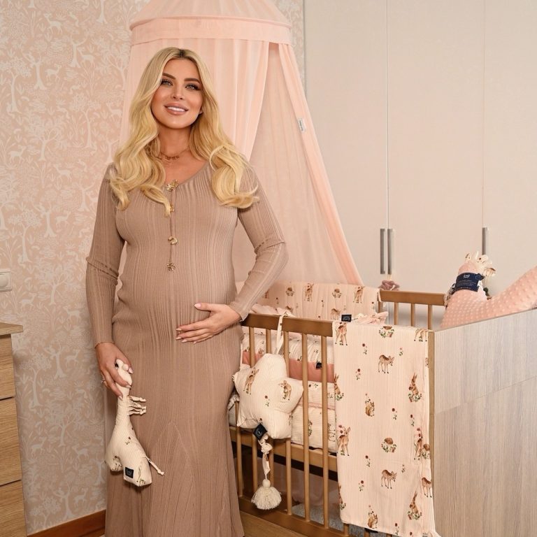 Η Κατερίνα Καινούργιου στο βρεφικό δωμάτιο που ετοίμασε για την κόρη της