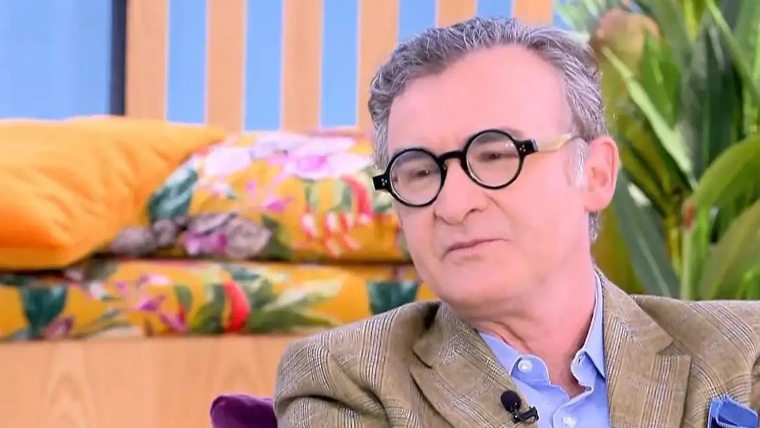 Ο Νίκος Ορφανός ήταν καλεσμένος στην εκπομπή "Super Κατερίνα" την Τρίτη 24 Μαρτίου. Ο γνωστός ηθοποιός προχώρησε σε μια συγκλονιστική εξομολόγηση για την περιπέτεια που πέρασε με την υγεία του