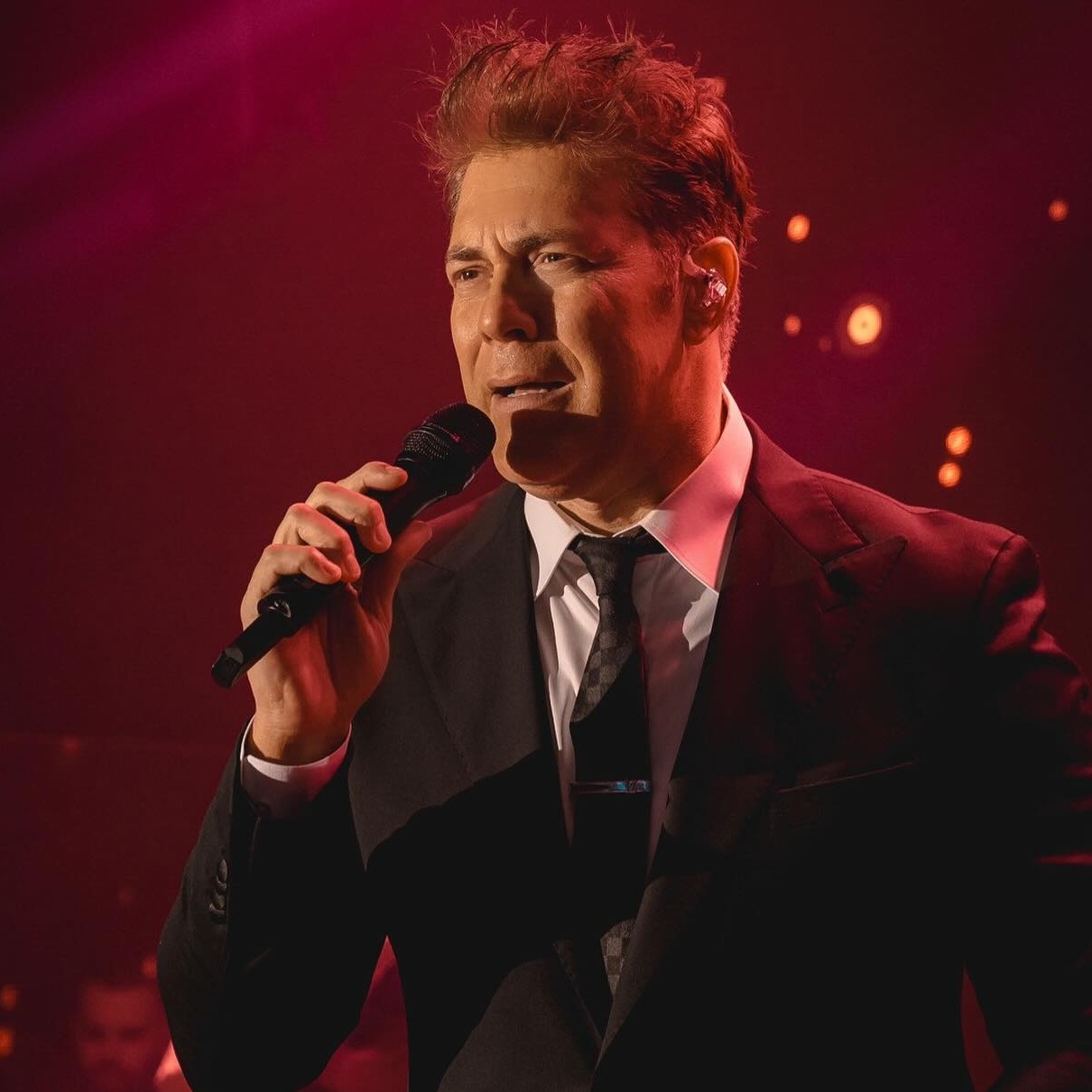 Ο τραγουδιστής Χρήστος Χολίδης