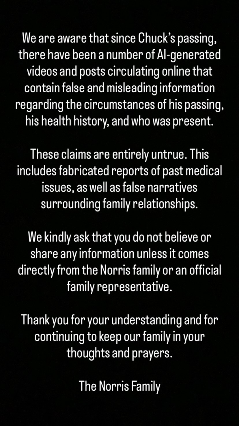 Η ανακοίνωση της οικογένειας του Chuck Norris για τα fakes news μετά τον θάνατό του