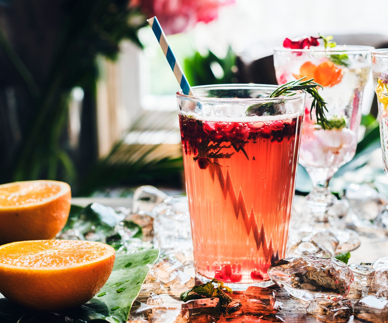 Το Aperol Spritz, αγαπημένο καλοκαιρινό ποτό που... λεκιάζει το χαμόγελο