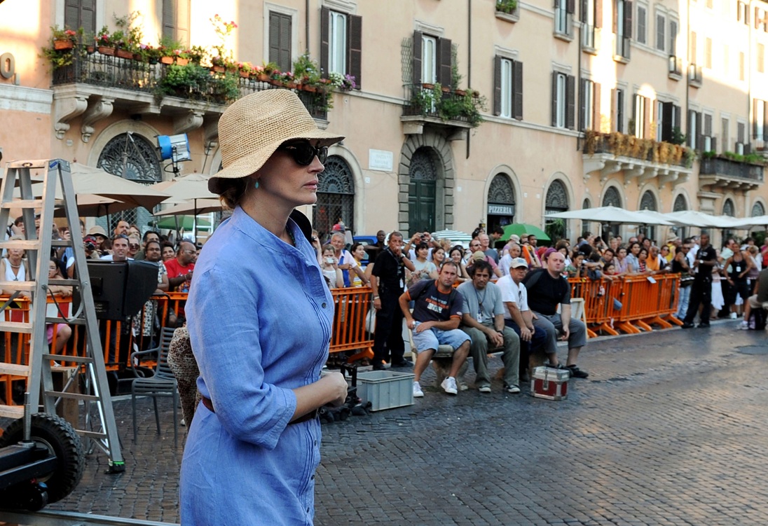 Στιγμιότυπο από την ταινία Eat Pray Love που αντικατοπτρίζει τη βαθιά ιταλική κουλτούρα