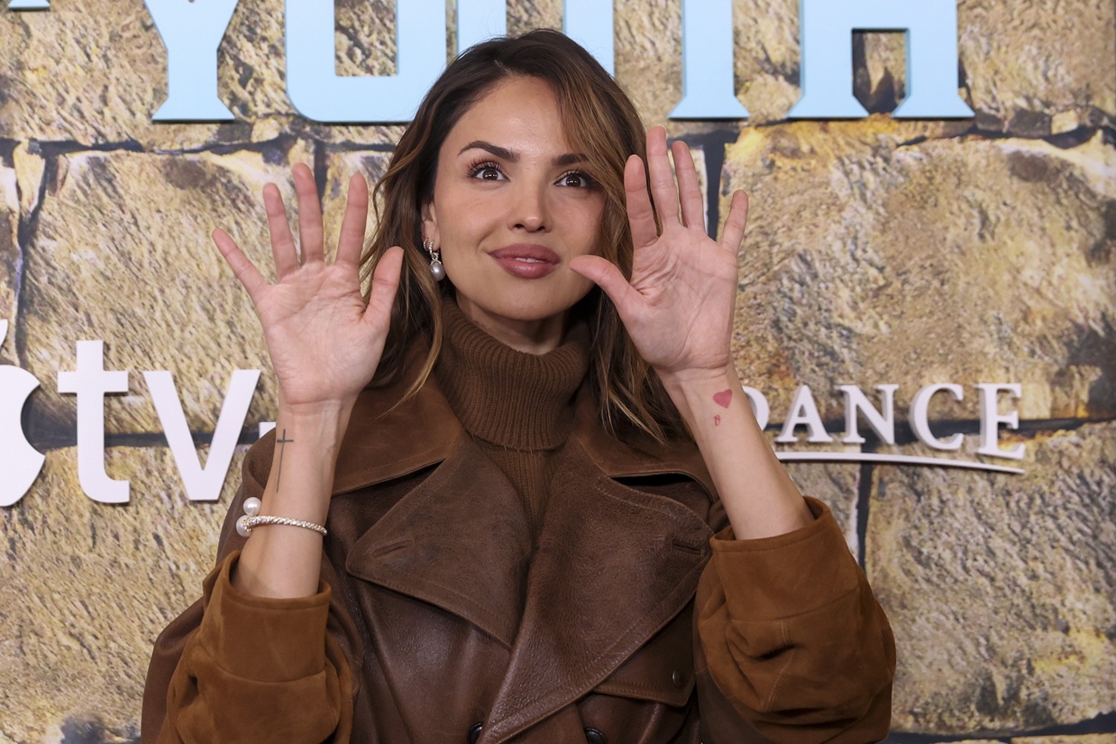 H Eiza Gonzalez σε εκδήλωση για την πρεμιέρα της ταινίας της Apple "Fountain of Youth" στο Μουσείο Φυσικής Ιστορίας στη Νέα Υόρκη, 19 Μαΐου 2025