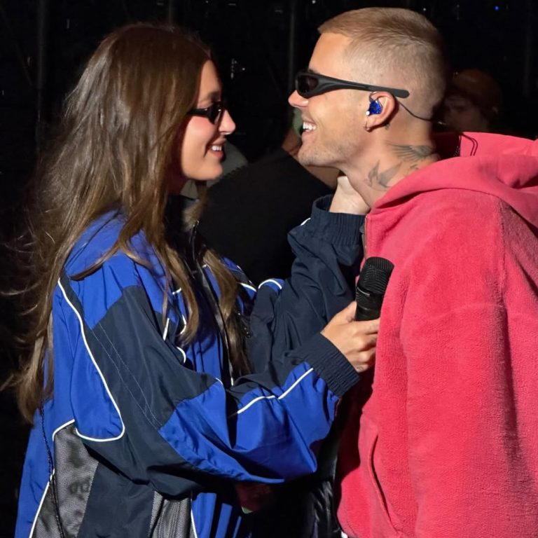 Η Hailey Rhode και ο Justin Bieber στο Coachella.