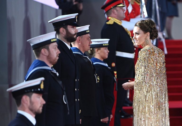 Η Kate Middleton στην παγκόσμια πρεμιέρα της νέας ταινίας James Bond "No Time To Die" στο Royal Albert Hall του Λονδίνου, 28 Σεπτεμβρίου 2021