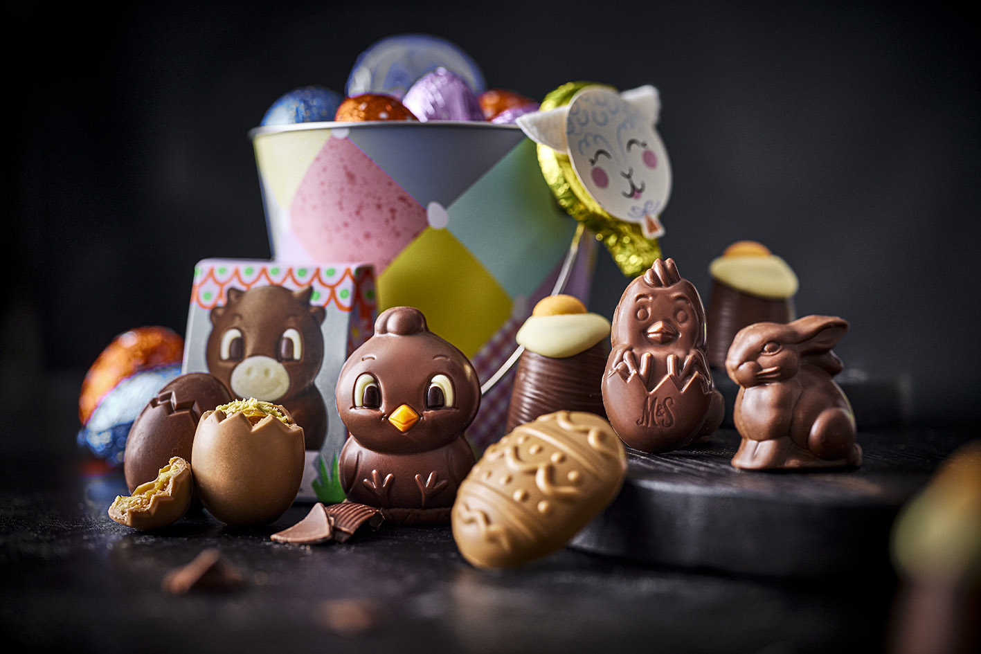 Συλλογή από πασχαλινές νοστιμιές με την υπογραφή Marks&Spencer.