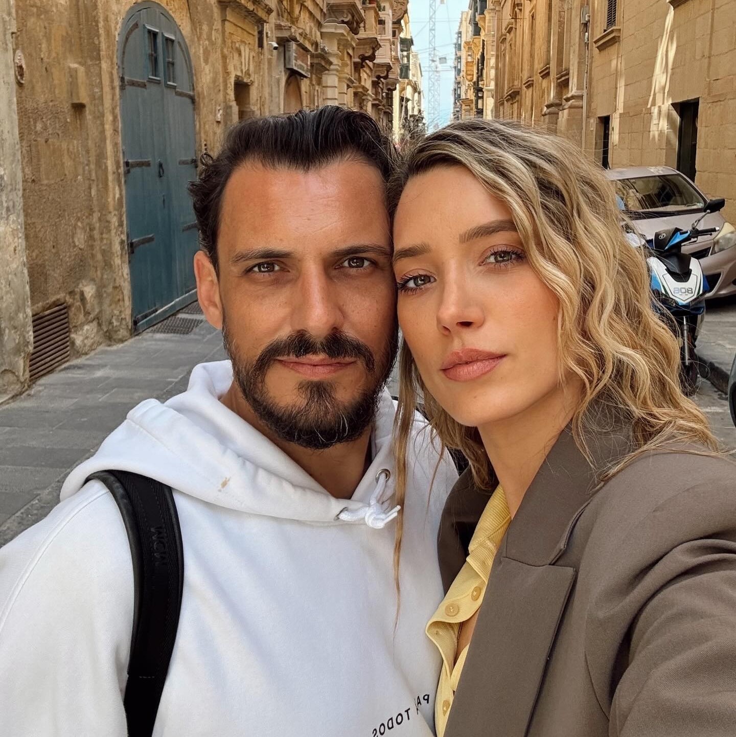 Ο Σταύρος Σβήγκος και η Γιολάντα Καλογεροπούλου στη Μάλτα