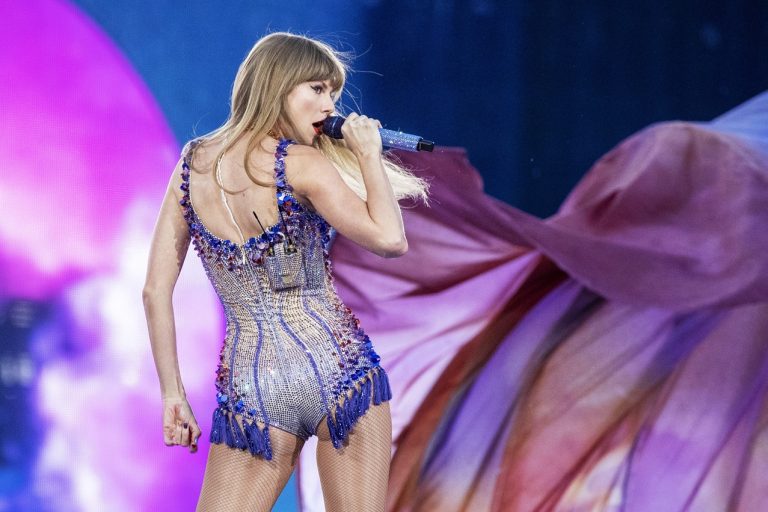 Η Taylor Swift στο πλαίσιο της Eras Tour, στο MetLife Stadium στο Νιου Τζέρσεϊ, 26 Μαΐου 2023