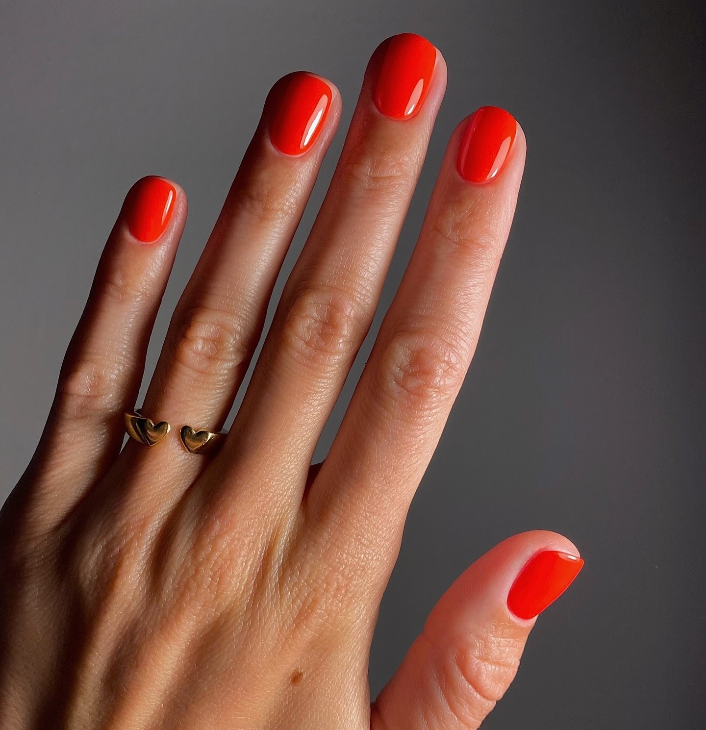 Μανταρινί κοντά νύχια