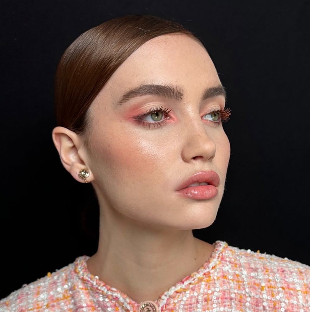 Τάση μακιγιάζ με graphic eyeliner