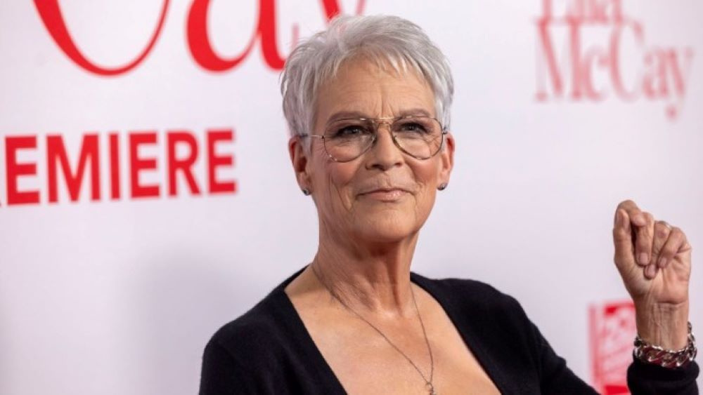 Η Jamie Lee Curtis αποκάλυψε ότι έγινε για πρώτη φορά γιαγιά τον Δεκέμβριο,