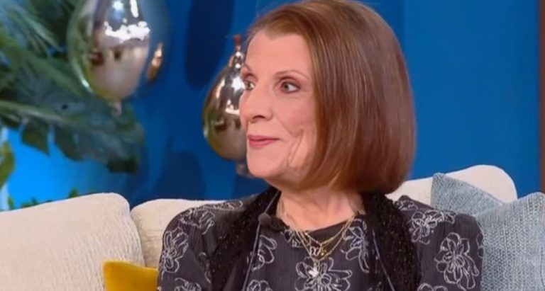 H Mαρία Κανελλοπούλου μίλησε μεταξύ άλλων για την αποχή της από την τηλεόραση, ενώ δεν έκρυψε τη συγκίνησή της όταν αναφέρθηκε στην Κάτια Δανδουλάκη