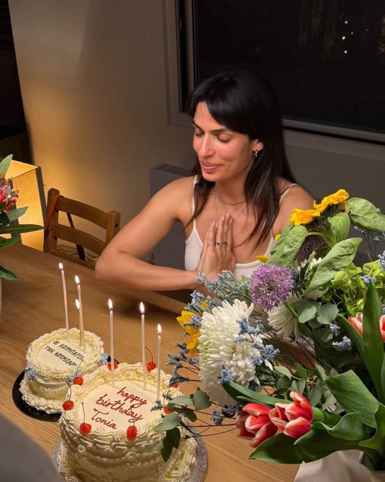 Ξεχωριστή ήταν η χθεσινή μέρα για την Τόνια Σωτηροπούλου, καθώς είχε τα γενέθλιά της.