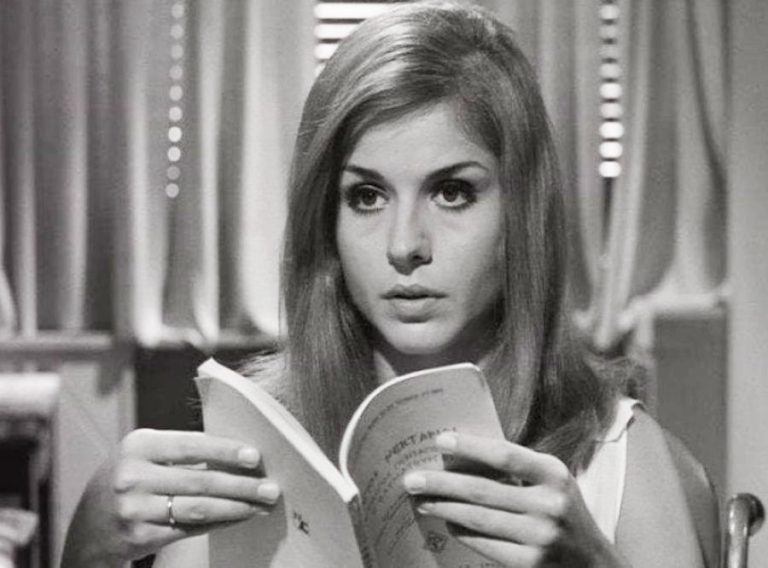 H Bέρα Κρούσκα σε σκηνή από ταινία