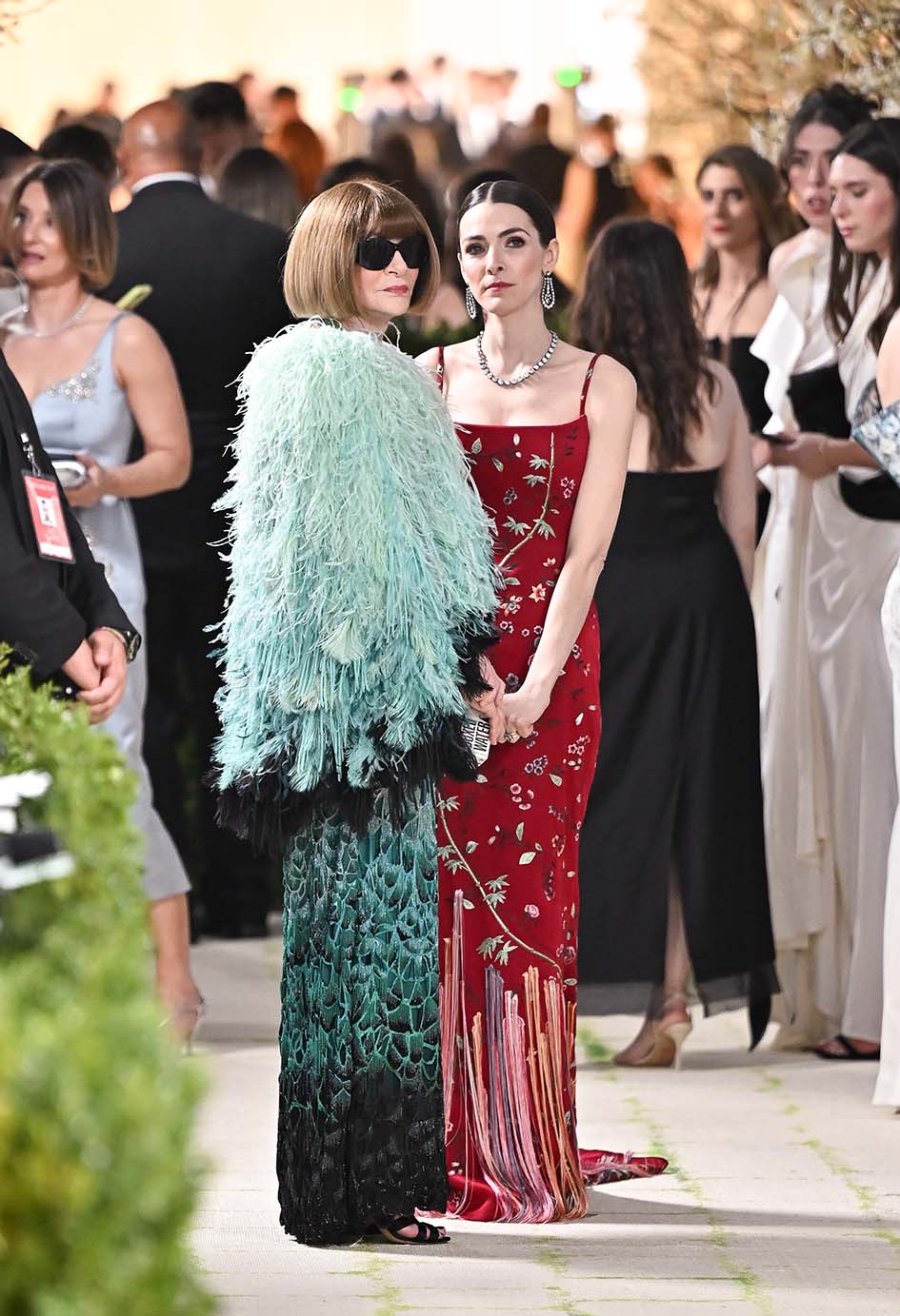 H Anna Wintour και η κόρη της Bee Shaffer στο Met Gala 2026 για τον εορτασμό της «Τέχνης των Κοστουμιών» στο Μητροπολιτικό Μουσείο Τέχνης στις 4 Μαΐου 2026 στη Νέα Υόρκη.