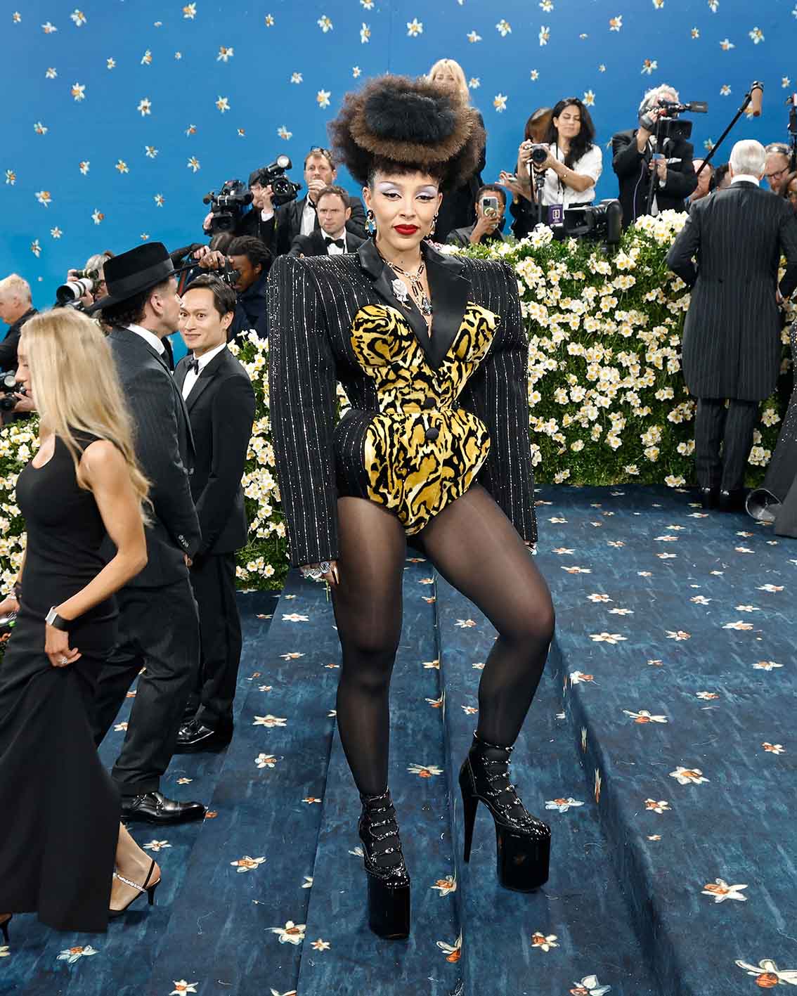 Η H Doja Cat παρευρίσκεται στην εκδήλωση "Superfine: Tailoring Black Style", την εκδήλωση φιλανθρωπίας του Costume Institute 2025, στο Μητροπολιτικό Μουσείο Τέχνης στις 5 Μαΐου 2025 στη Νέα Υόρκη.