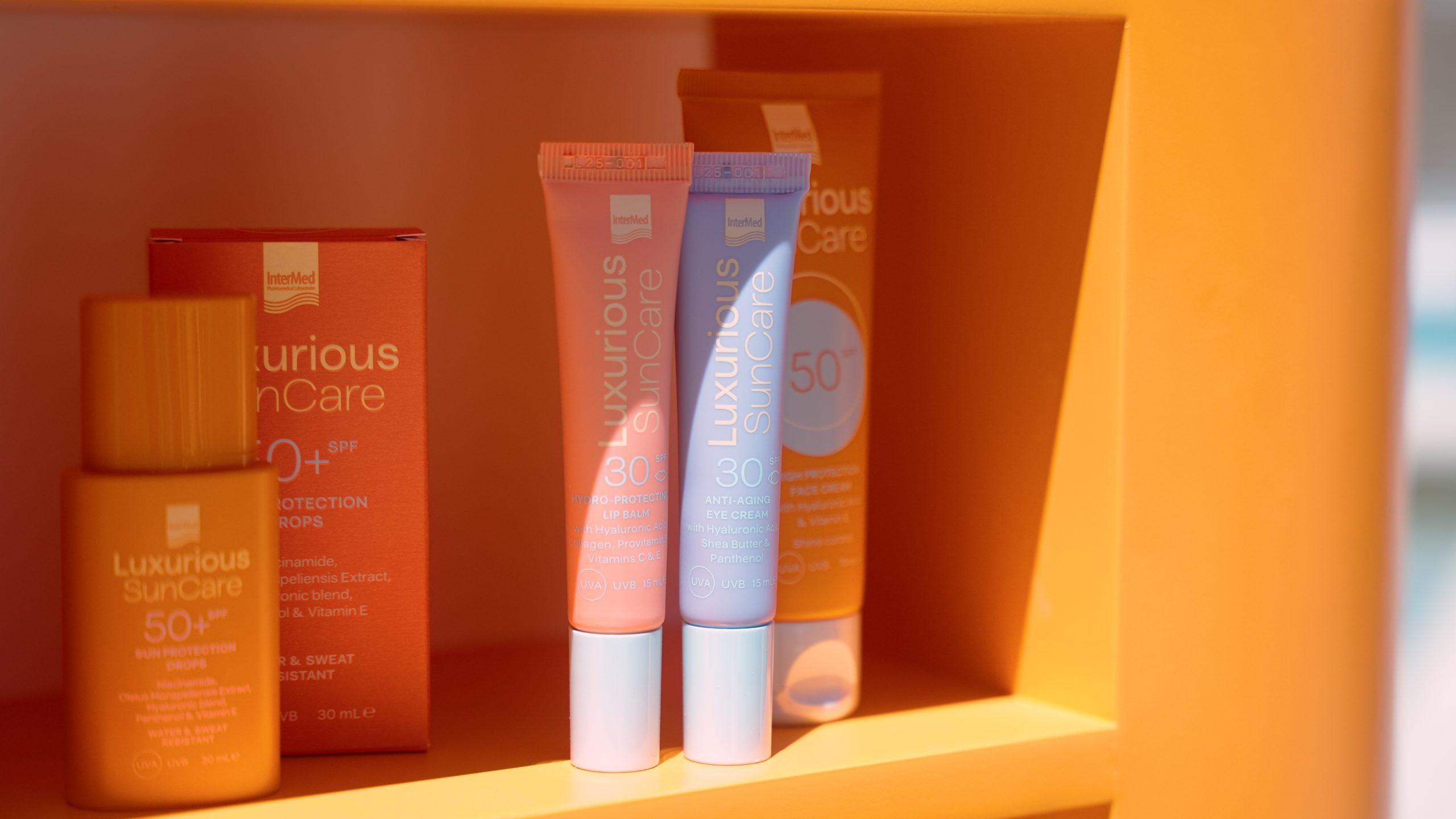 Αντηλιακά Luxurious SunCare