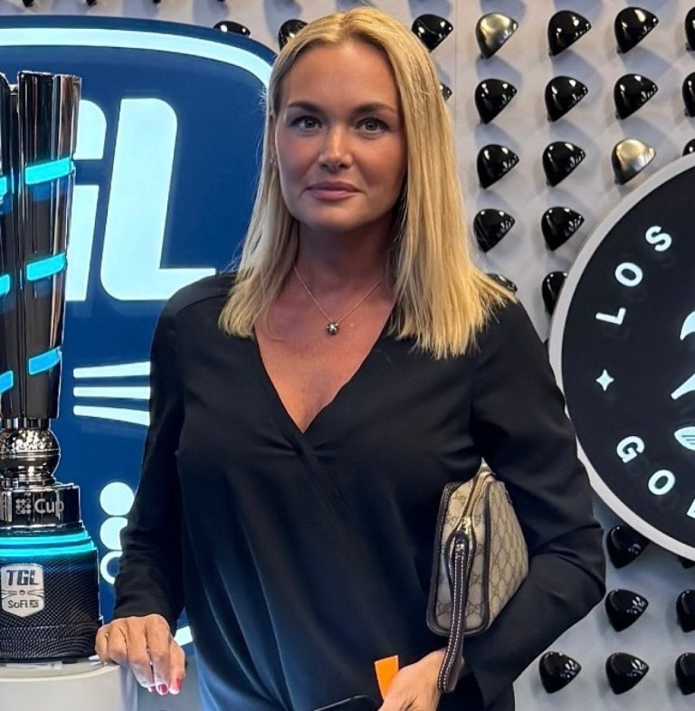 Η Vanessa trump