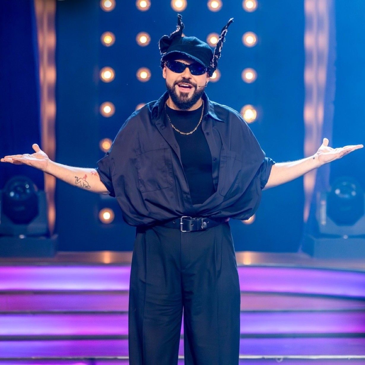 Ο Akylas στην εκπομπή The 2night Show