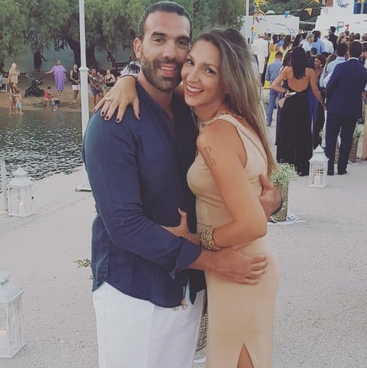 Η Φανή Χαλκιά με τον σύζυγό της Λούη Καραμάνο