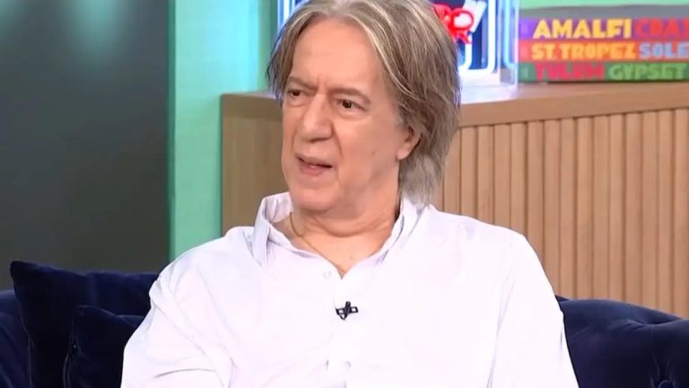 Ο Κώστας Τουρνάς αναφέρθηκε μεταξύ άλλων στη γνωριμία του με τη γυναίκα του και τον γάμο τους.