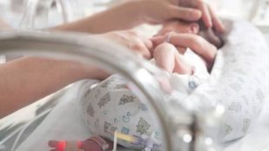 Η παγκόσμια πρόοδος στη μείωση των θανάτων νεογνών, παιδιών και εφήβων που μπορούν να προληφθούν έχει επιβραδυνθεί σημαντικά μετά το 2015