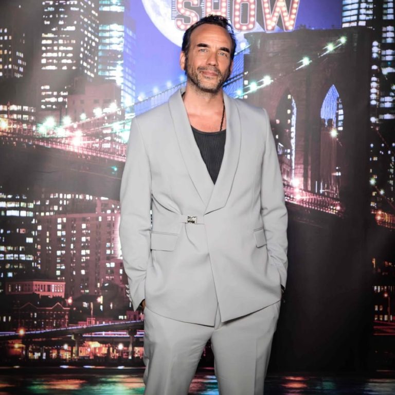 Ο Πάνος Μουζουράκης στο The 2night Show