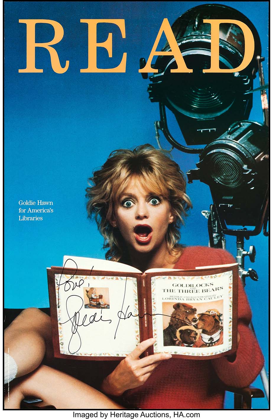 Η Goldie Hawn εμφανίζεται με το χαρακτηριστικό παιχνιδιάρικο ύφος της κρατώντας το «Goldilocks and the Three Bears», σε διασκευή και εικονογράφηση της Lorinda Bryan Cauley, στηρίζοντας την καμπάνια της ALA για την προώθηση της ανάγνωσης.