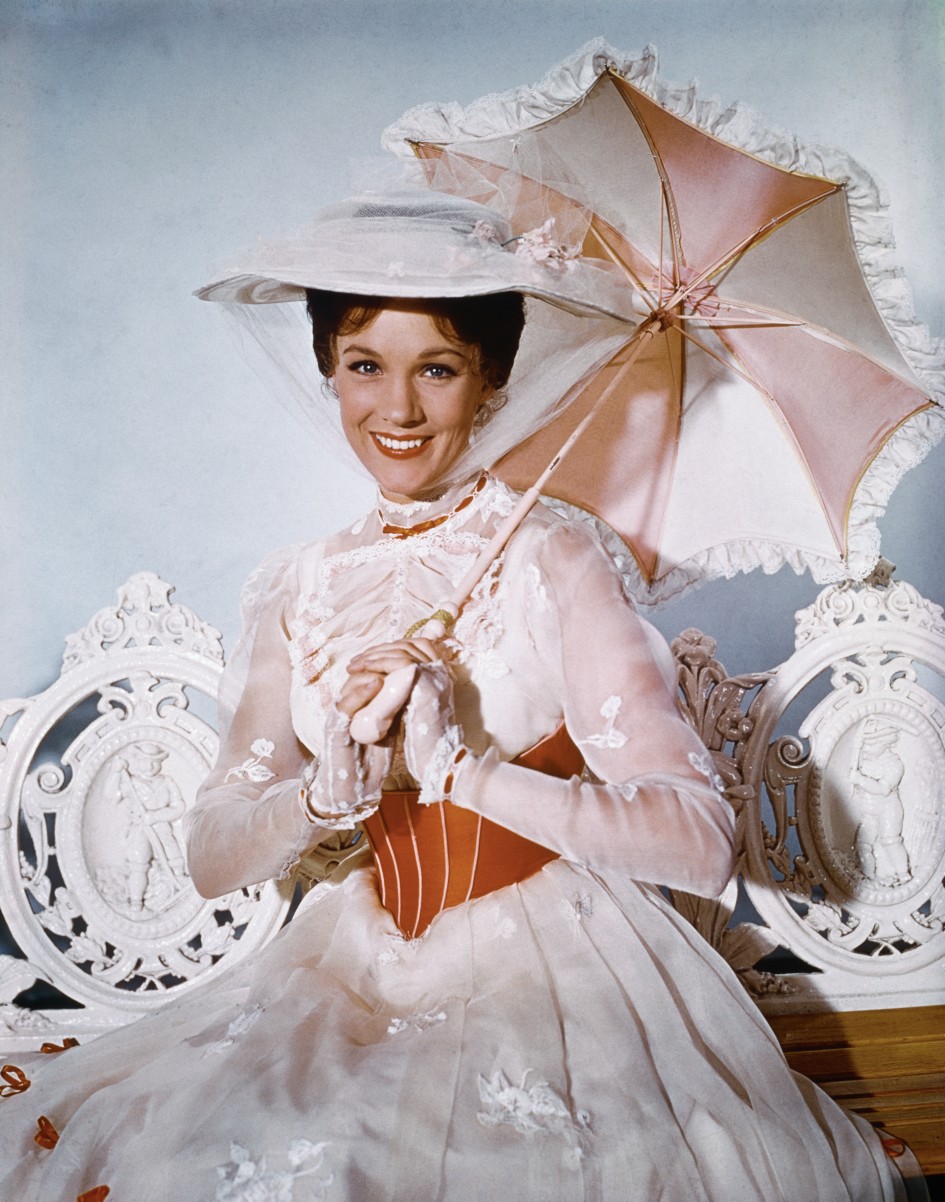 Η Julie Andrews στην ταινία «Μαίρη Πόπινς», στο ρόλο της Αγγλίδας νταντάς και των θαυμαστών, μαγικών της περιπετειών.