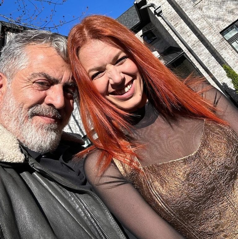 Ο Κούλλης Νικολάου έκανε μια τρυφερή ανάρτηση στον προσωπικό του λογαριασμό στο Instagram με αφορμή την επέτειο του γάμου με τη σύζυγό του, Κλαίρη