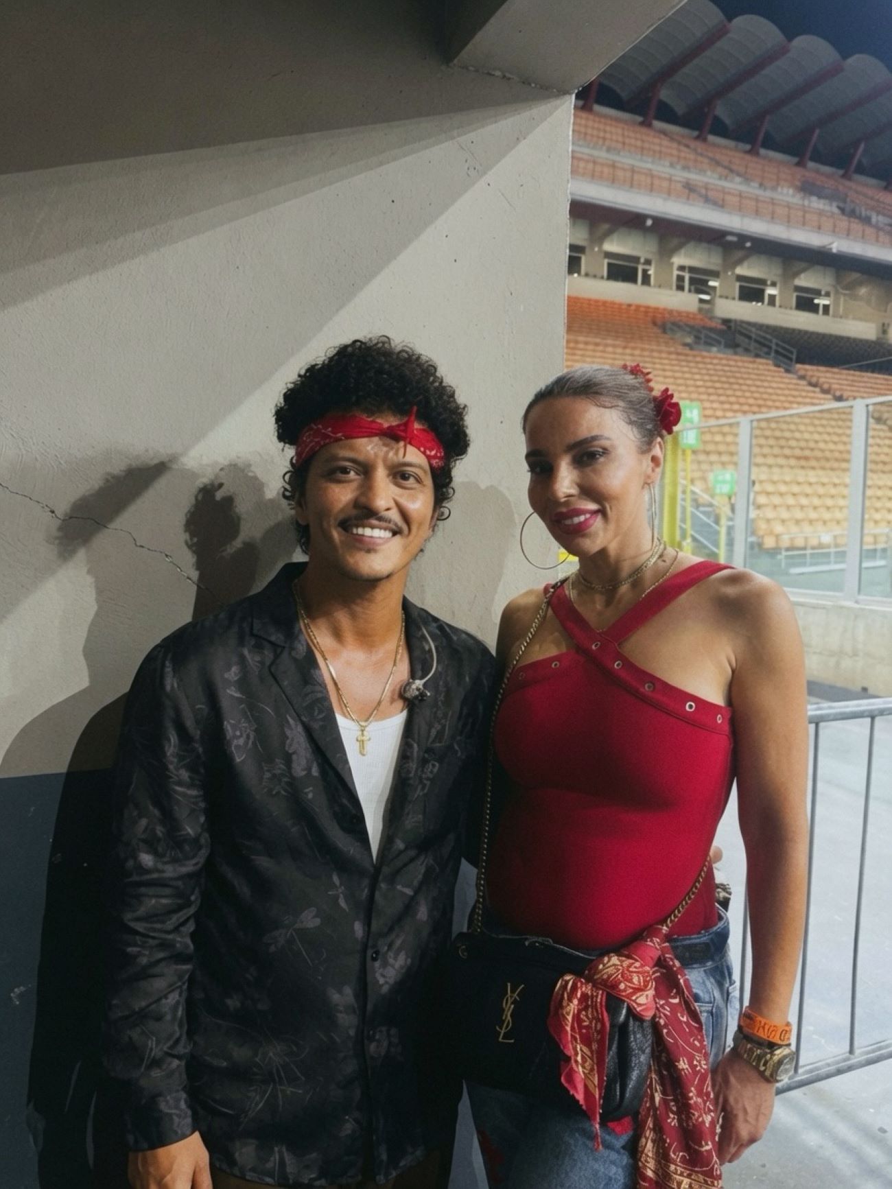 Η Κέλλυ Κελεκίδου με τον Bruno Mars
