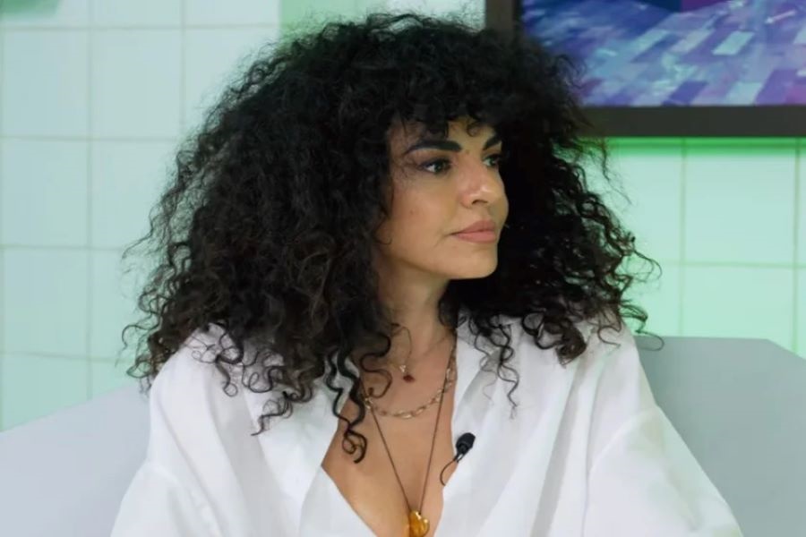 Η Μαρία Σολωμού μίλησε μεταξύ άλλων για την εμπειρία της στην τηλεόραση, τις φιλίες και τις σχέσεις.