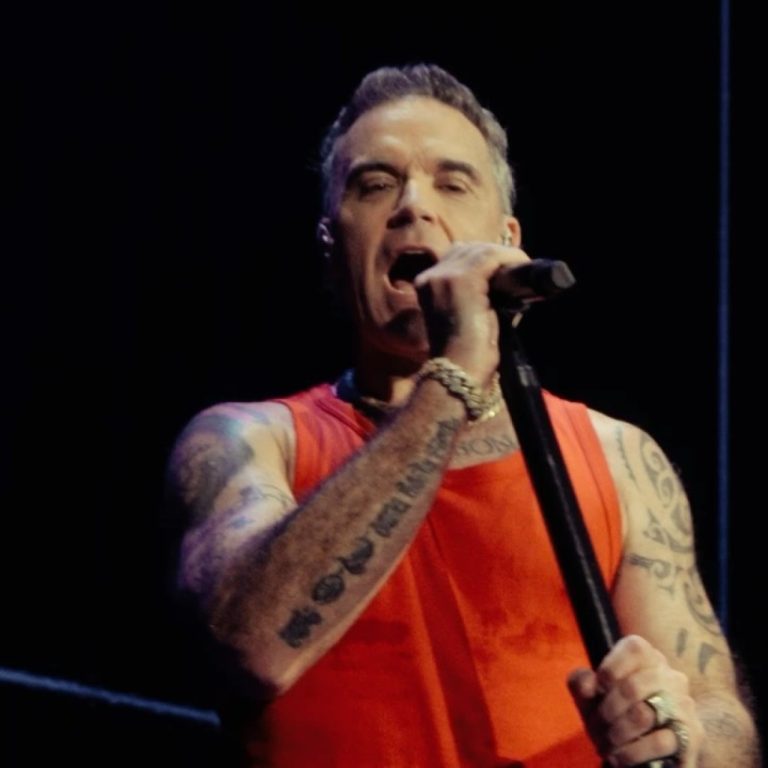 Ο τραγουδιστής Robbie Williams
