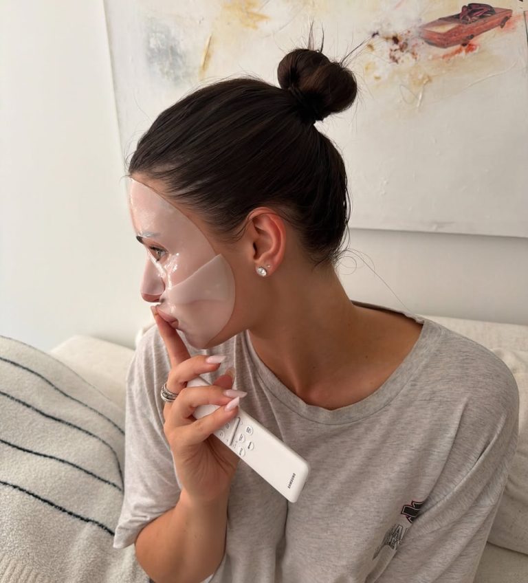 Koπέλα κάνει καλοκαιρινό skincare