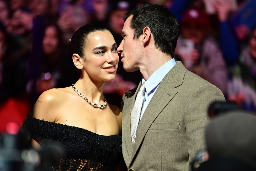 H Dua Lipa και ο Callum Turner στην προβολή του "Rosebush Pruning" στο πλαίσιο του 76ου Φεστιβάλ Βερολίνου, 14 Φεβρουαρίου 2026