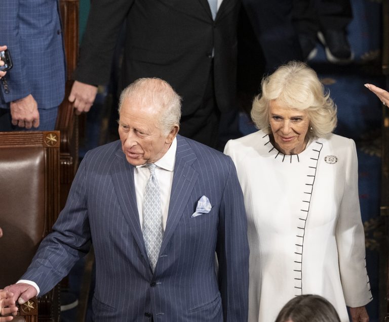 O βασιλιάς Κάρολος και η βασίλισσα Camilla φτάνουν στην κοινή συνεδρίαση του Κογκρέσου στο Καπιτώλιο στην Ουάσινγκτον, στις 28 Απριλίου 2026