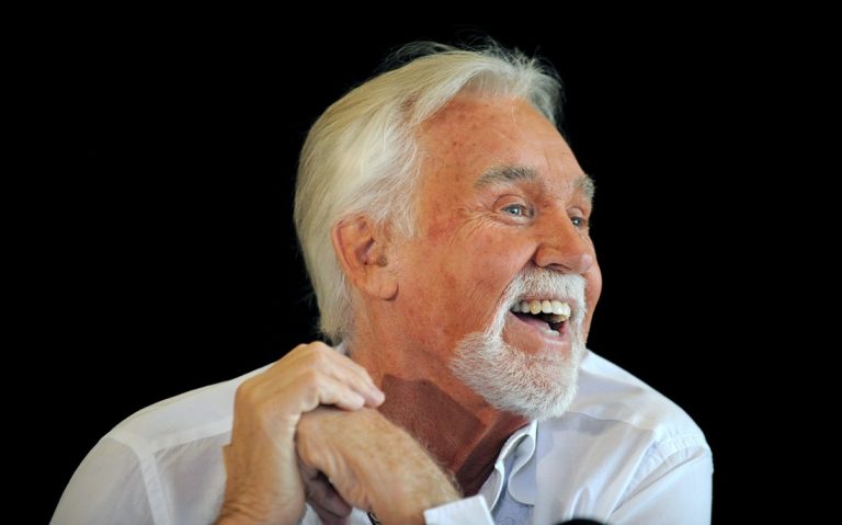 O Kenny Rogers σε συνέντευξη Τύπου στο Μπρισμπέιν της Αυστραλίας, 17 Οκτωβρίου 2008