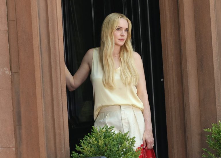 H Lindsay Lohan στα γυρίσματα της ταινίας "Count My Lies" στο Μπρούκλιν στις 12 Ιουνίου 2026 στη Νέα Υόρκη.