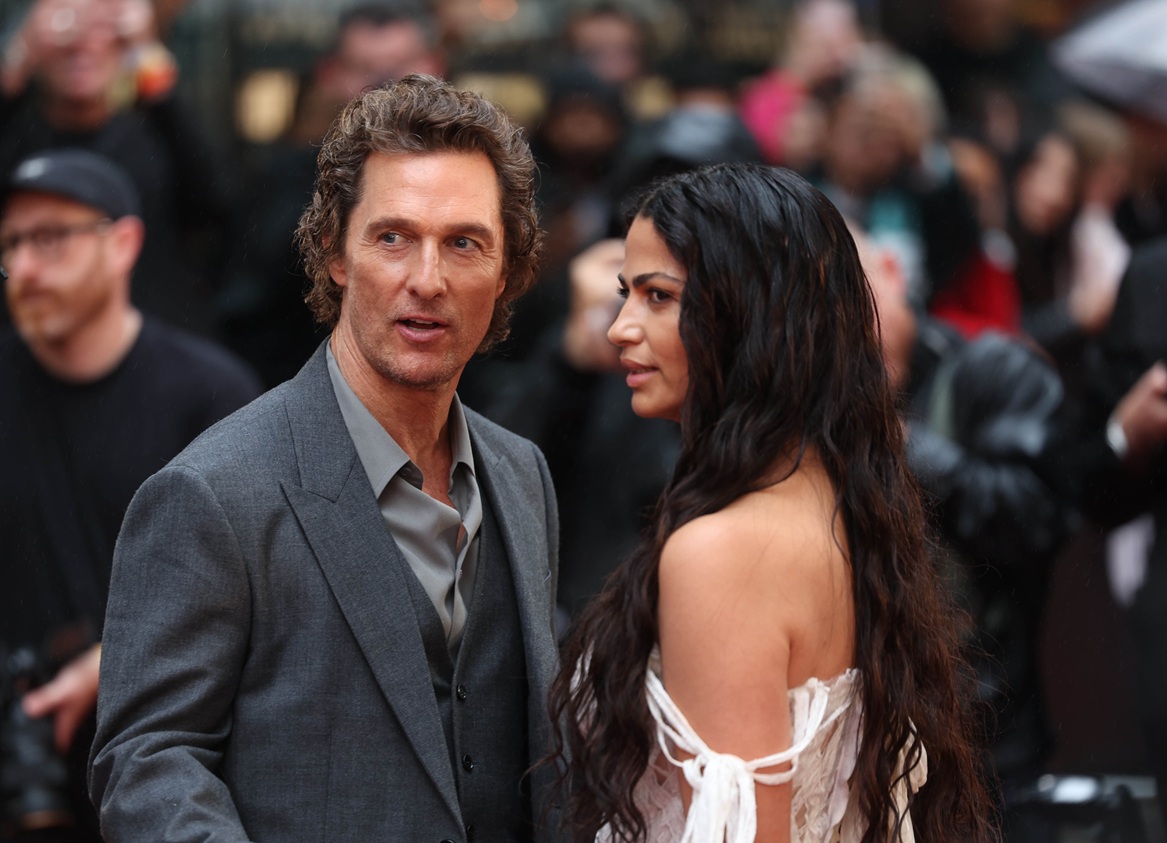 O Matthew McConaughey και η σύζυγός του, Camila Alves στην προβολή του The Lost Bus at στο Cursor Mayfair του Λονδίνου, 28 Σεπτεμβρίου 2025
