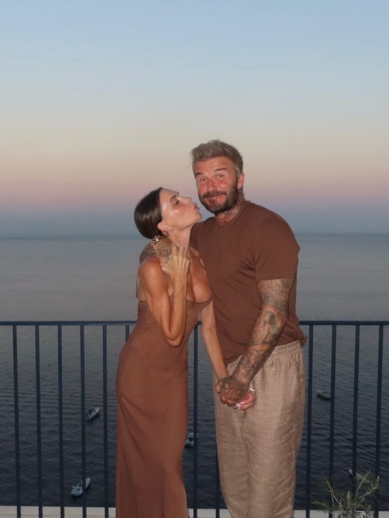 O David και η Victoria Beckham στο Portofino στο ξενοδοχείο που είχαν πρωτοπάει πριν από 29 χρόνια.