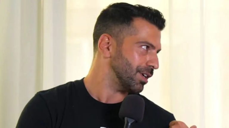 Ο Δημήτρης Τσακάλας παραχώρησε συνέντευξη στη διαδικτυακή εκπομπή "Τσάι με Λεμόνι"